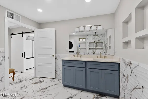 $540,000 | 5721 Oak Cliff Drive, El Paso, TX 79912