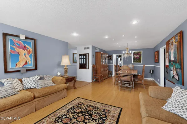 $540,000 | 5721 Oak Cliff Drive, El Paso, TX 79912