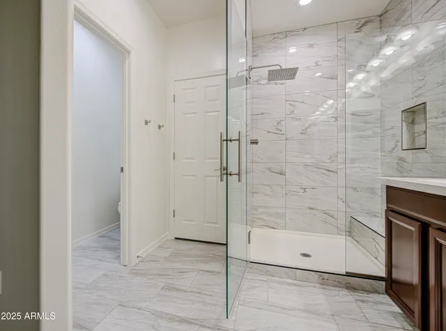 a view of an empty walk in closet