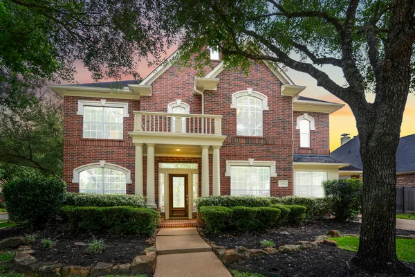$649,900 | 1414 Kennoway Park Drive, Spring, TX 77379