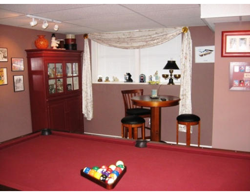 18 A Highfield Road, Unit 18A Charlton, MA 01507 - Photo 7 of 8 a view of workspace with window