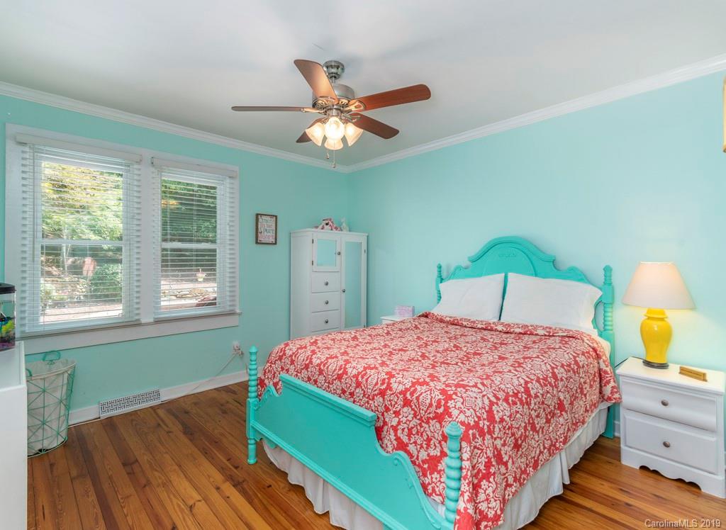 60 Liberty Road Waynesville, NC 28785 - Photo 15 of 29