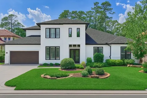 $1,740,000 | 35 Pondera Point Drive, The Woodlands, TX 77375
