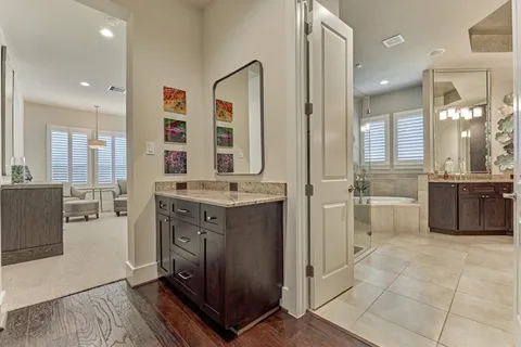 $1,740,000 | 35 Pondera Point Drive, The Woodlands, TX 77375