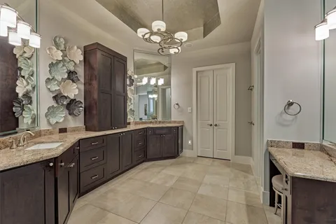 $1,740,000 | 35 Pondera Point Drive, The Woodlands, TX 77375