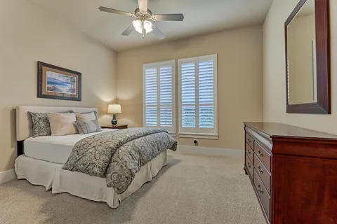 $1,740,000 | 35 Pondera Point Drive, The Woodlands, TX 77375