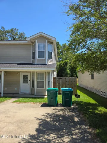 $975 | 2114 33rd Avenue, Unit B, Gulfport, MS 39501