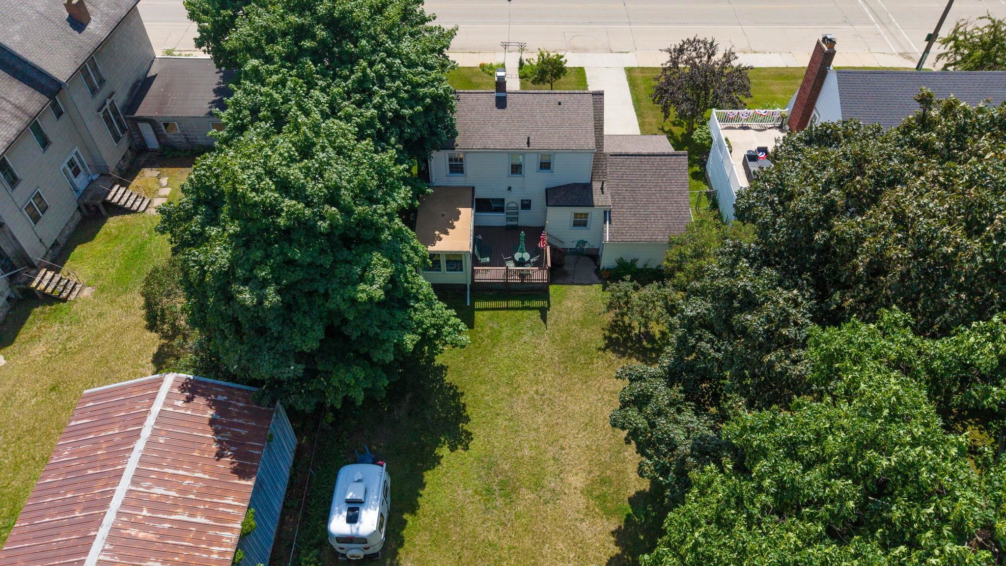 232 1st Street Menominee, MI 49858 - Photo 38 of 46