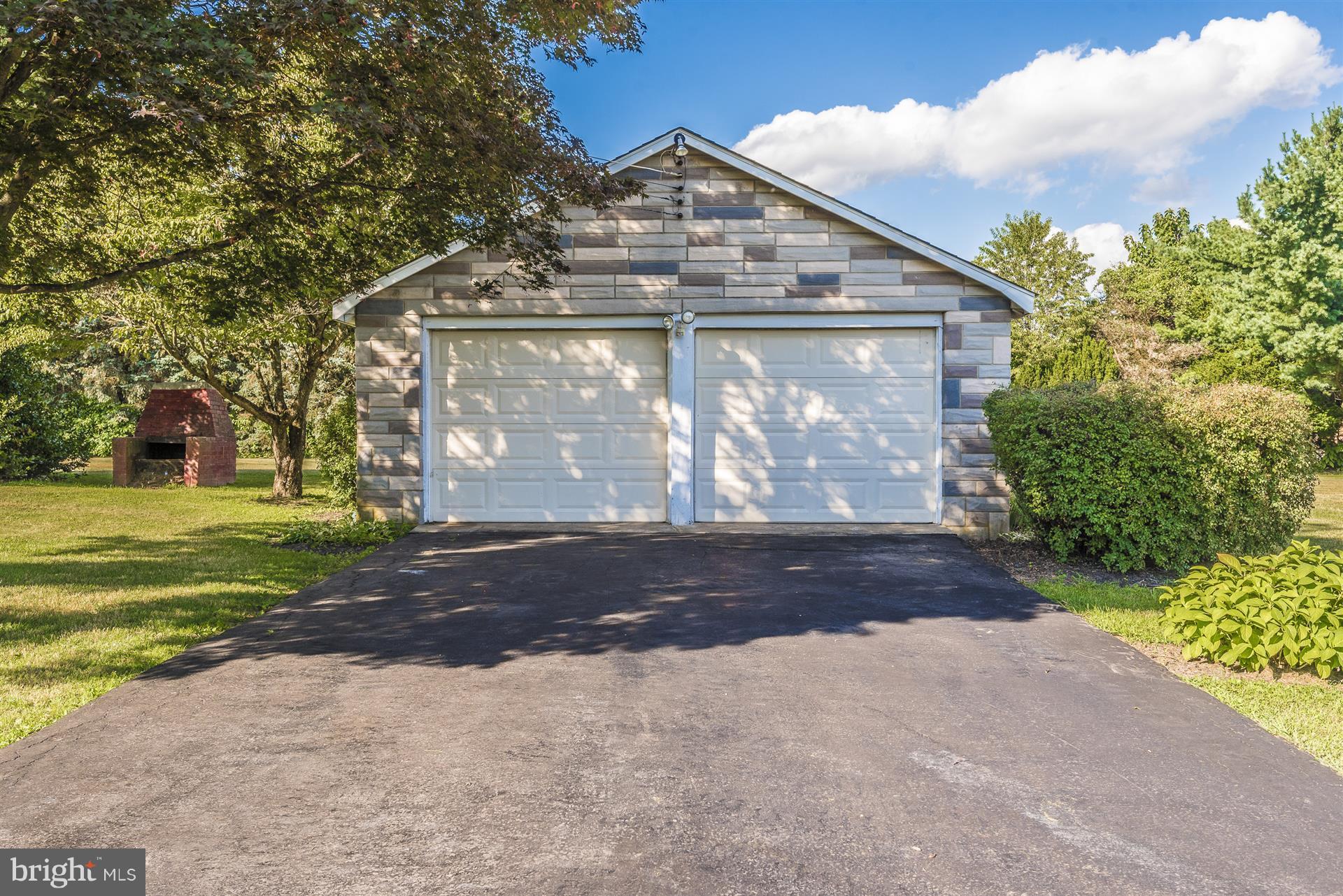 2601 Gillis Road Mount Airy, MD 21771 - Photo 26 of 29 a view of a house with a yard