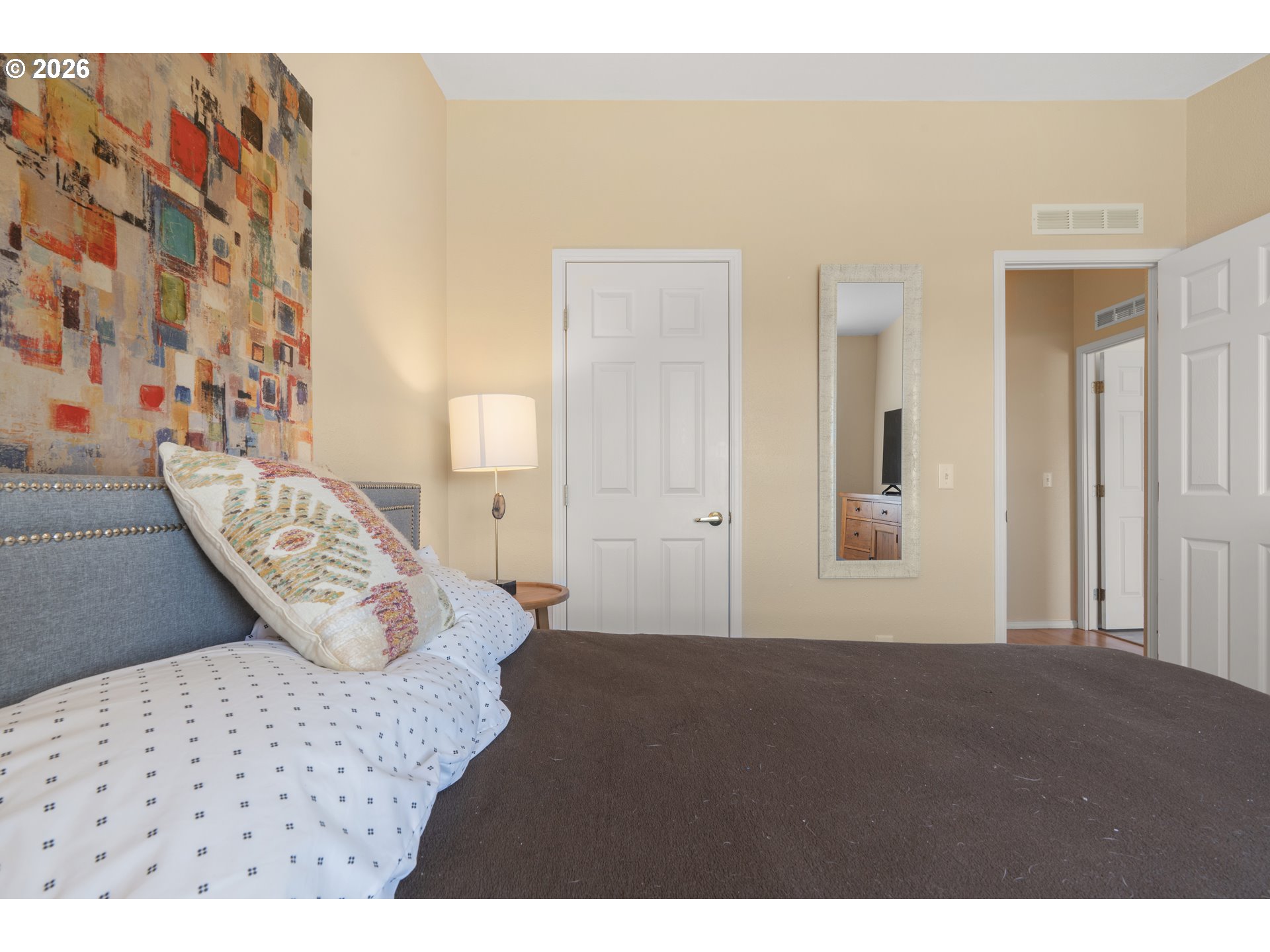 94033 Doyle Point Road Gold Beach, OR 97444 - Photo 30 of 42 a view of an entryway with a rug