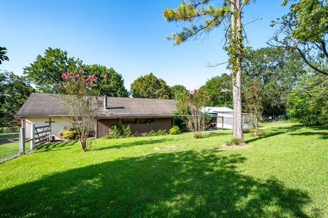 $315,000 | 1713 Fm 2797, Dayton, TX 77535