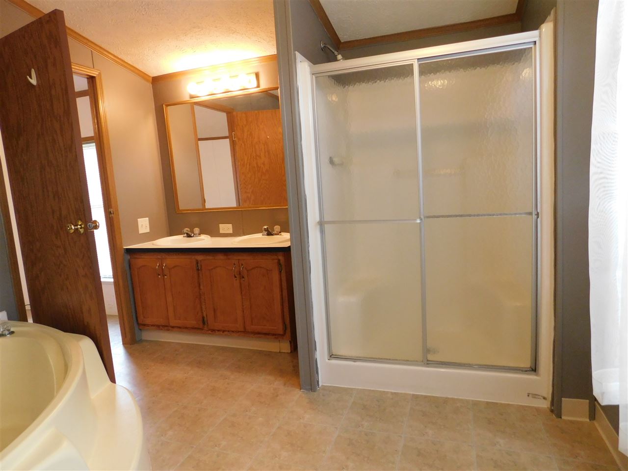 20 Old Henniker Road, Unit 30 Hillsborough, NH 03244 - Photo 31 of 39