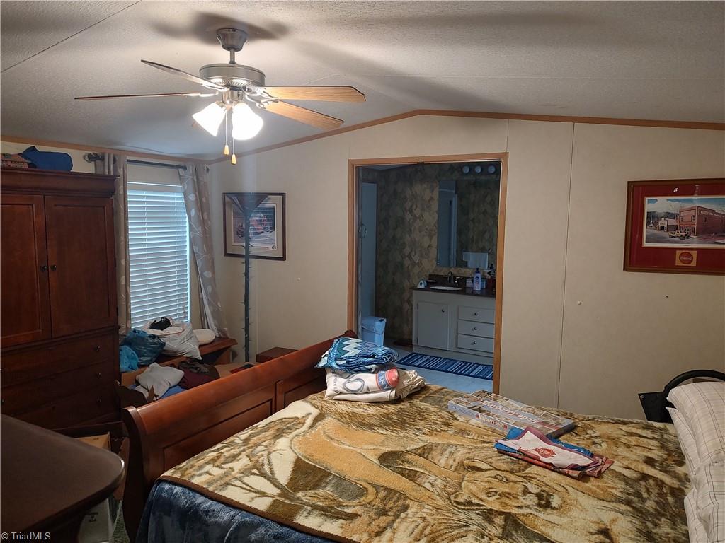 13736 Vintage Road Eden, NC 27288 - Photo 6 of 23 Gallery Image 6