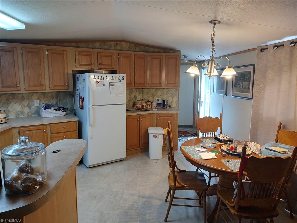 13736 Vintage Road Eden, NC 27288 - Photo 10 of 23 Gallery Image 10