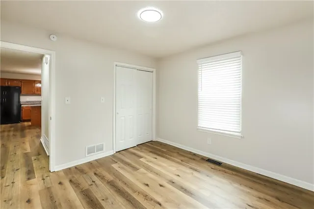 $2,460 | 320 Fawn Valley Street, Lansing, KS 66043