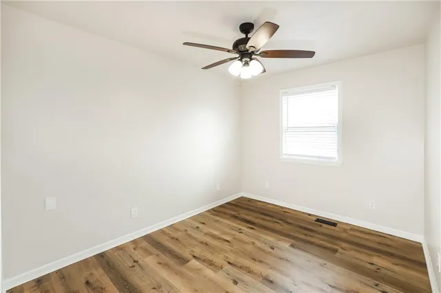 $2,460 | 320 Fawn Valley Street, Lansing, KS 66043