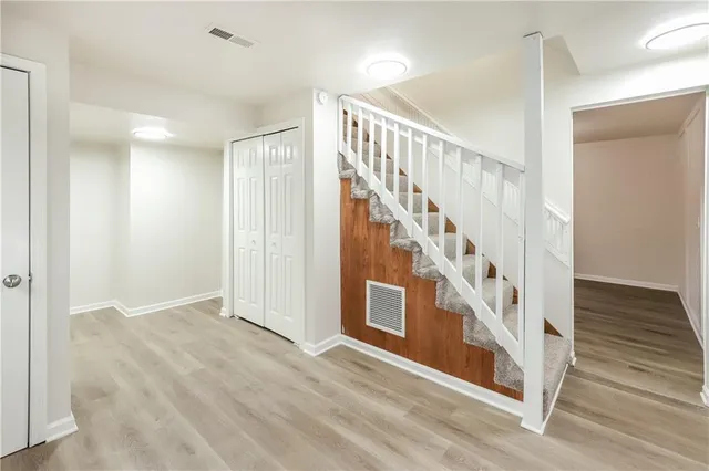 $2,460 | 320 Fawn Valley Street, Lansing, KS 66043