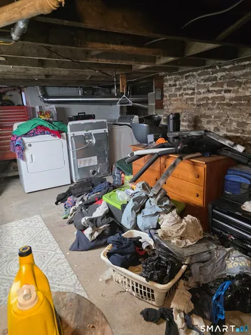 $199,925 | 32 Jondot Drive, Enfield, CT 06082