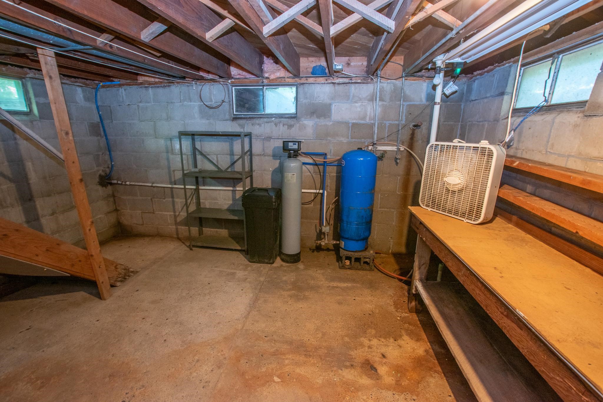1304 South Richter Road Suttons Bay, MI 49682 - Photo 30 of 44 1949287-f49414ce-74af-4966-9732-1be7887b2c55.JPG