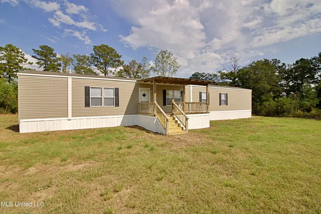 $115,900 | 10174 County Road 210, Shubuta, MS 39360