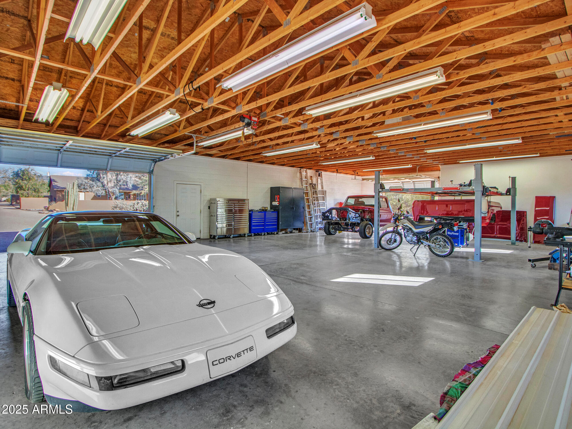 1703 East Maddock Road Phoenix, AZ 85086 - Photo 50 of 63 06-Shop-(9)