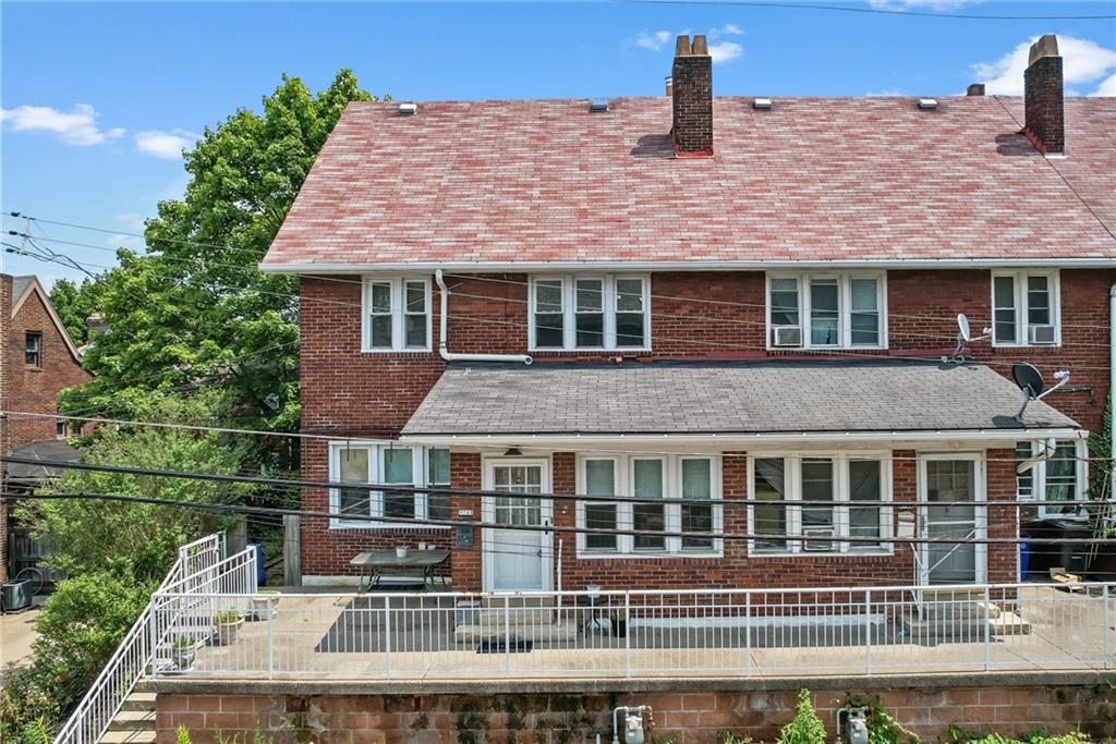 5720 Munhall Road Pittsburgh, PA 15217 - Photo 2 of 37 This home sits in the heart of Squirrel Hill.