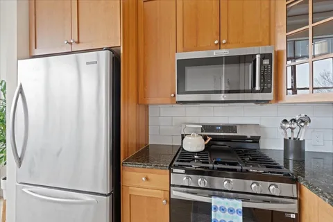 $475,000 | 300 Communipaw Avenue, Unit 149, Jersey City, NJ 07304