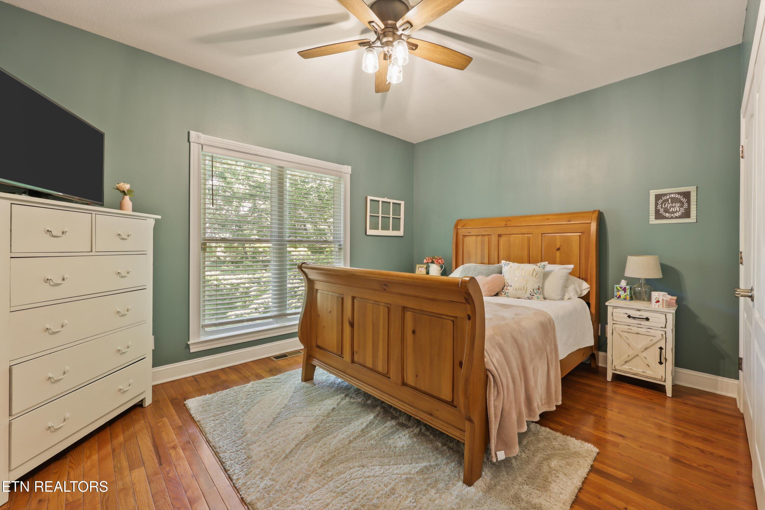 103 Winchester Circle Oak Ridge, TN 37830 - Photo 25 of 58 25-103 Winchester Cir 019