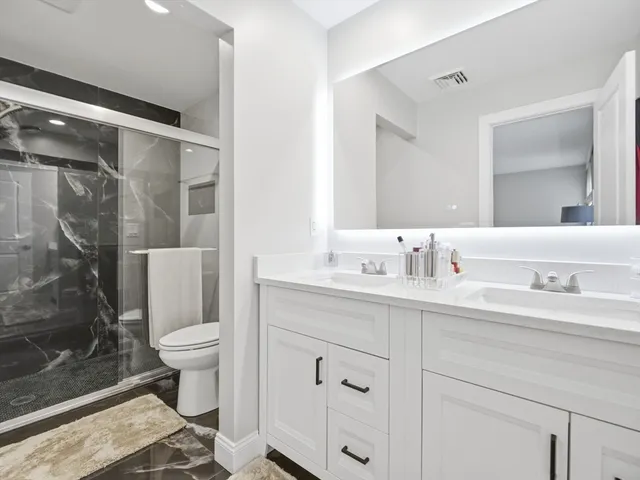 $699,900 | 4 Wilshire Lane, Pelham, NH 03076