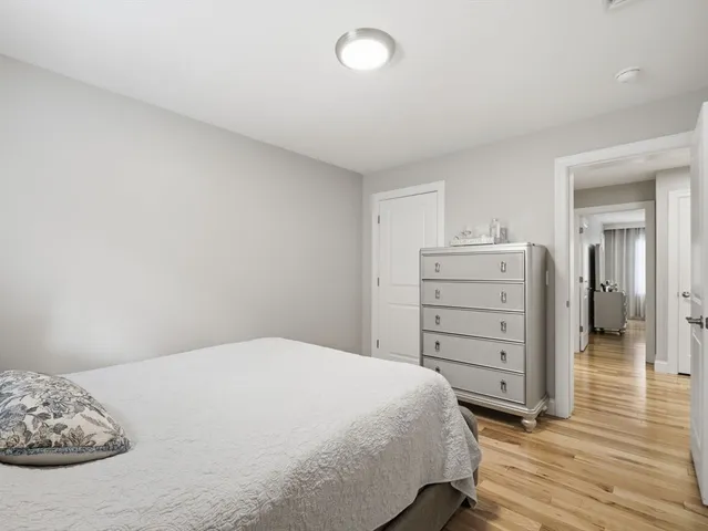 $699,900 | 4 Wilshire Lane, Pelham, NH 03076