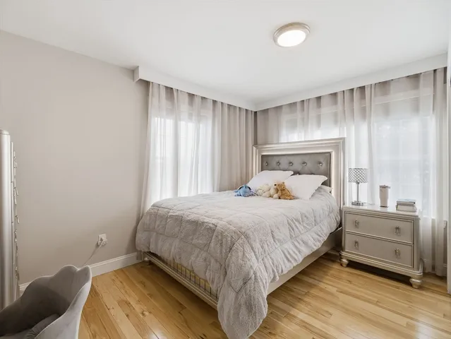 $699,900 | 4 Wilshire Lane, Pelham, NH 03076