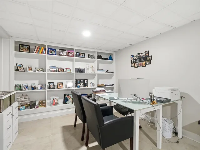 $699,900 | 4 Wilshire Lane, Pelham, NH 03076