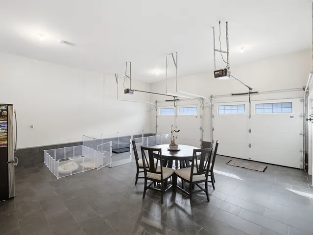 $699,900 | 4 Wilshire Lane, Pelham, NH 03076