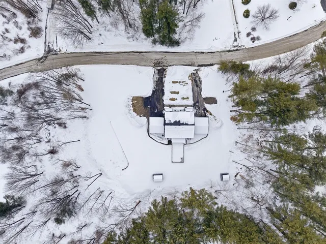 $699,900 | 4 Wilshire Lane, Pelham, NH 03076