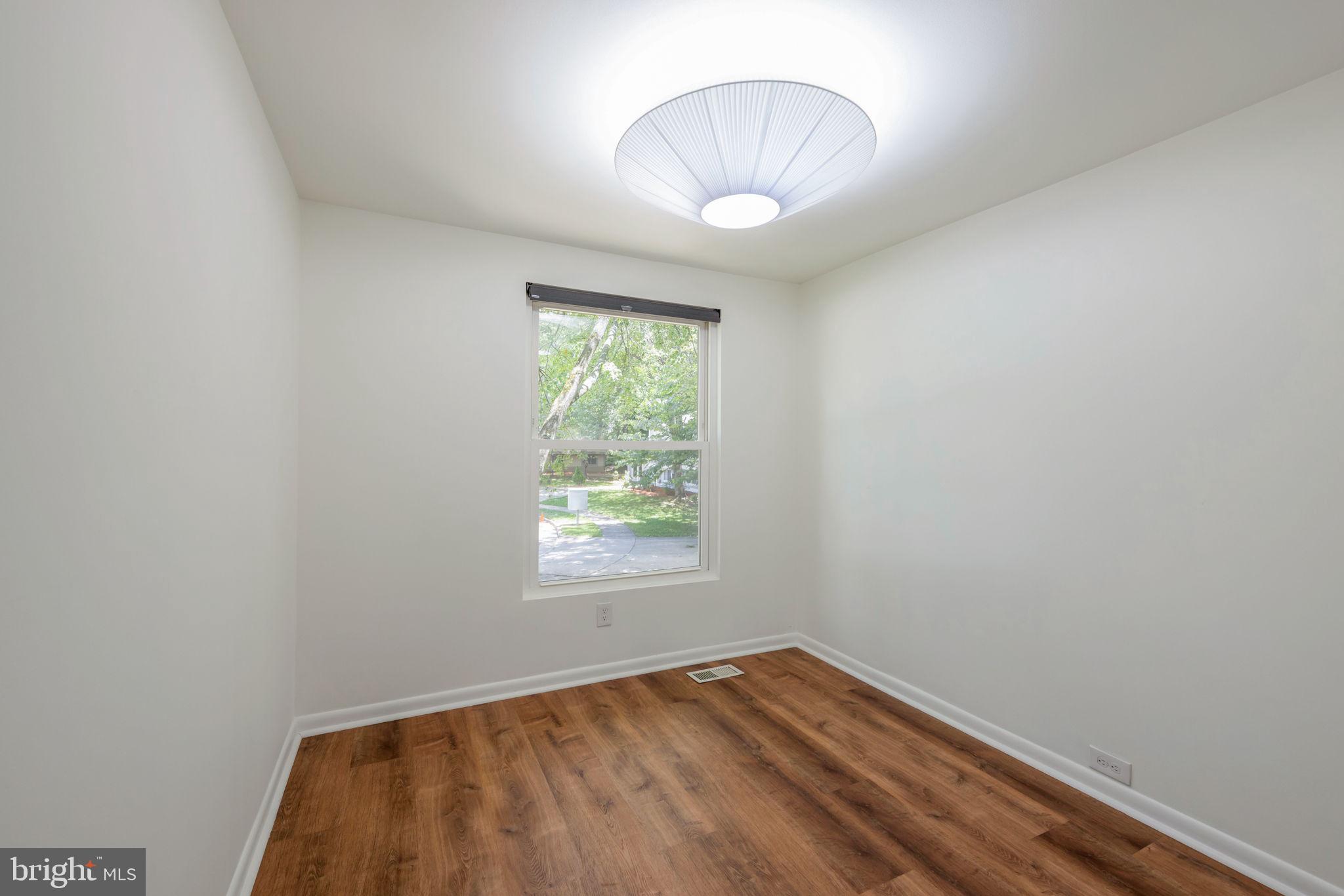 12304 Scotch Bonnet Court Reston, VA 20191 - Photo 9 of 15