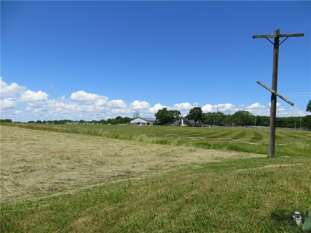 19 Serpentine Road Warren, RI 02885 - Photo 6 of 24 Gallery Image 6