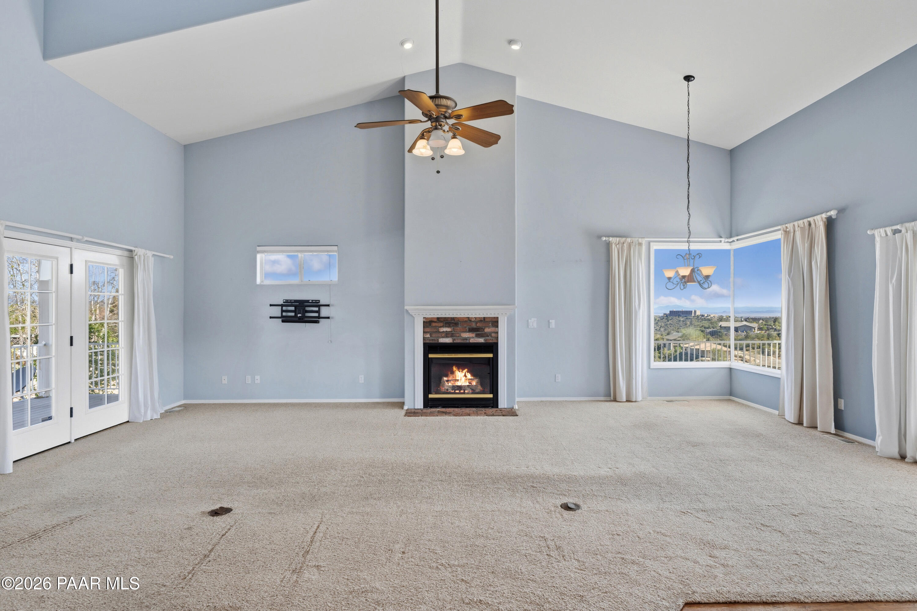 269 Point Of View Prescott, AZ 86303 - Photo 12 of 50 08-Living Room & Dining Area