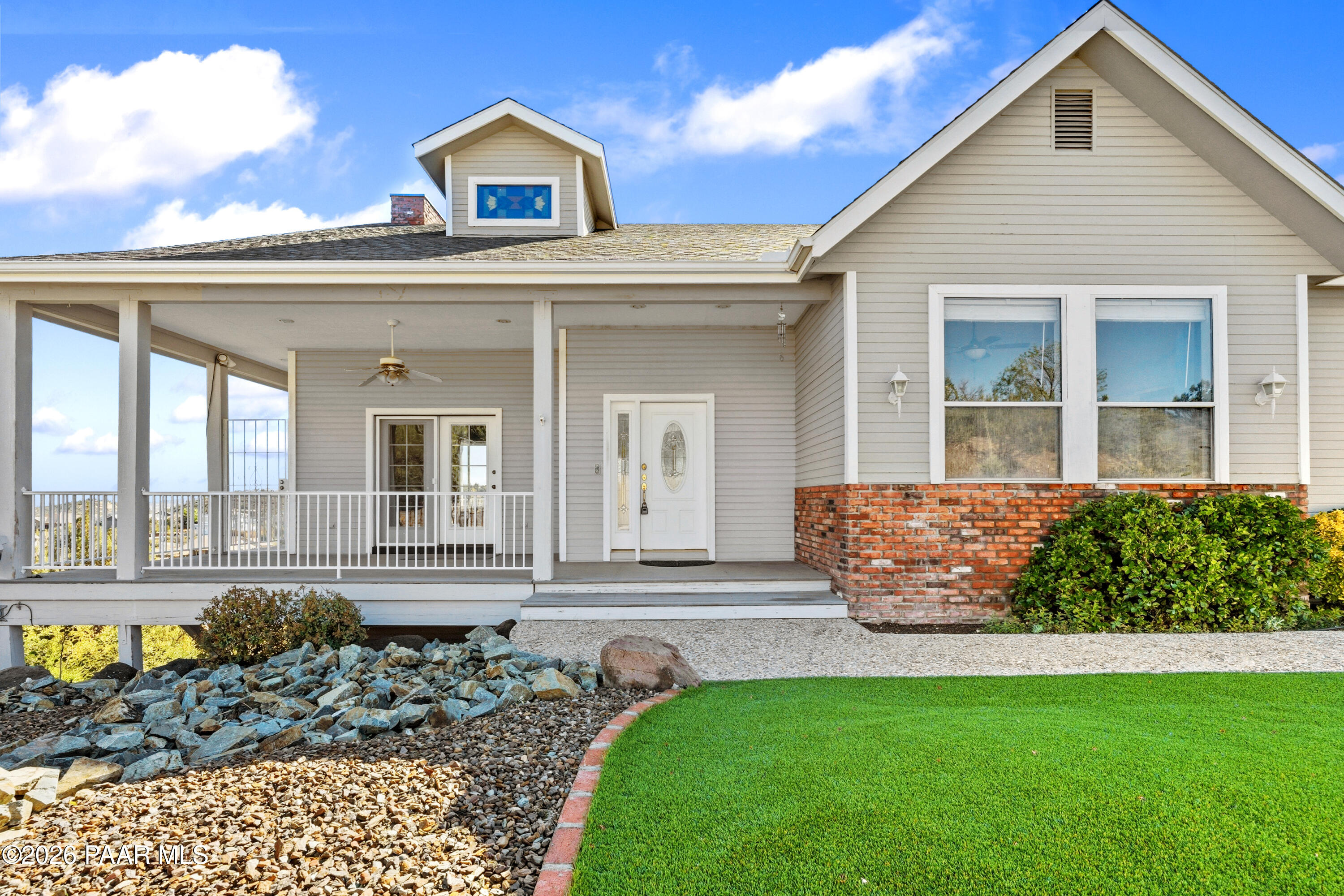 269 Point Of View Prescott, AZ 86303 - Photo 5 of 50 04-Front Entrance