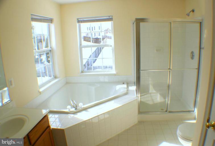 7 Ripley Road Stafford, VA 22556 - Photo 11 of 15 Master Bath