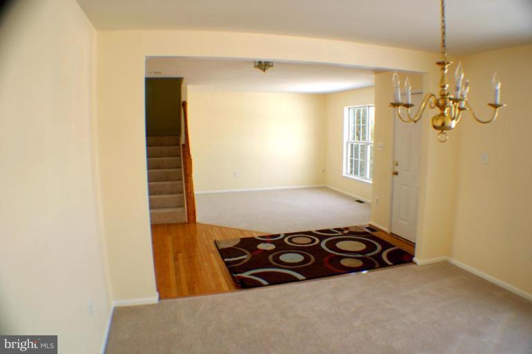 7 Ripley Road Stafford, VA 22556 - Photo 3 of 15 Dining Room