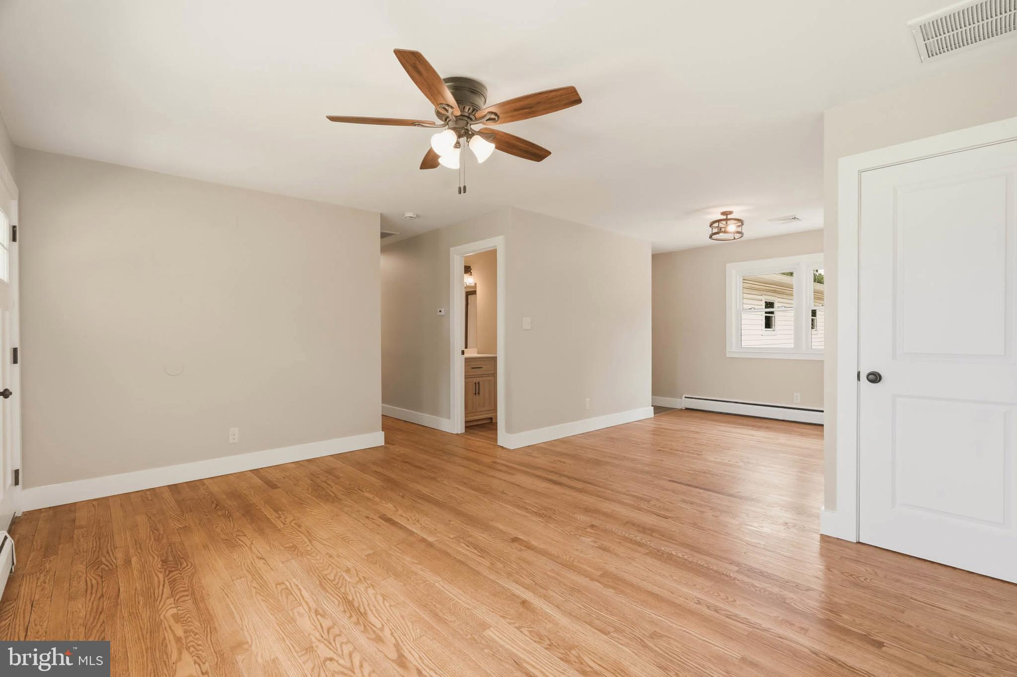 8643 Ridge Road Ellicott City, MD 21043 - Photo 8 of 36 Living/Dining