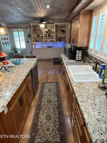 $489,000 | 242 Adams Lane, Jellico, TN 37762