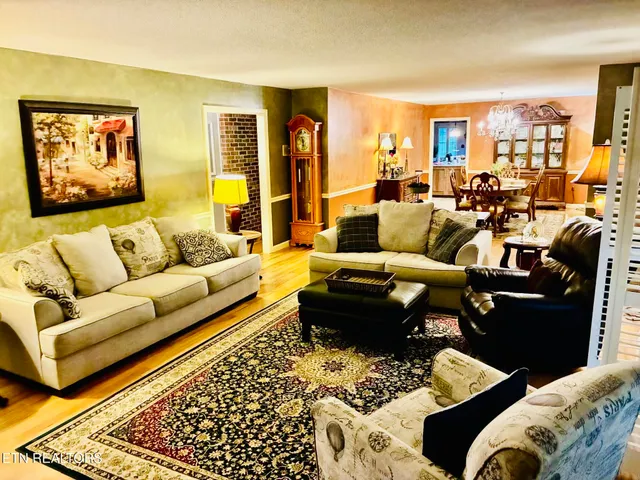 $489,000 | 242 Adams Lane, Jellico, TN 37762