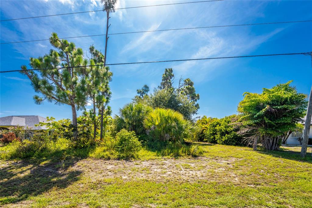 225 Fairway Road Rotonda West, FL 33947 - Photo 59 of 79 Gallery Image 59
