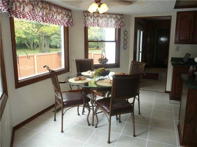 7204 Lee Road Westerville, OH 43081 - Photo 16 of 25 Gallery Image 16