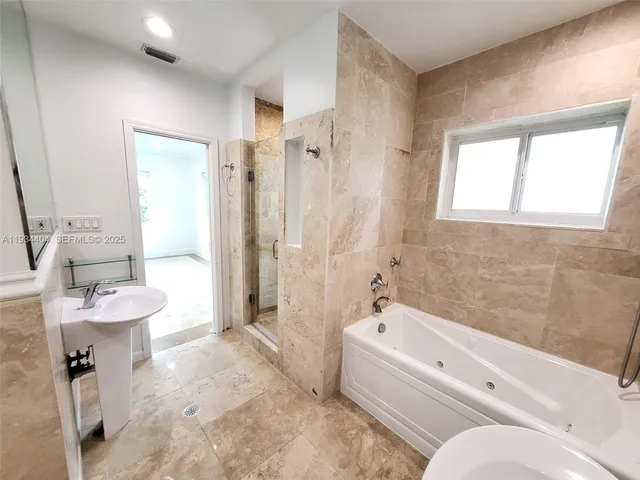 $8,000 | 825 Cremona Avenue, Coral Gables, FL 33146