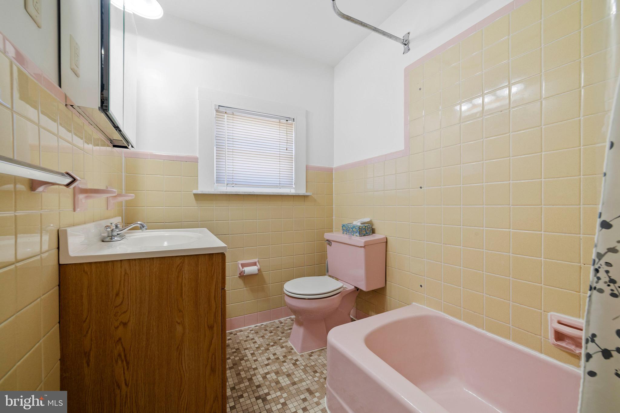 135 Lippincott Avenue Riverside, NJ 08075 - Photo 8 of 18