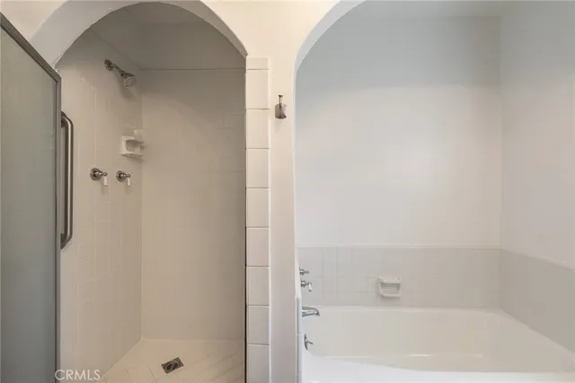 $6,000 | 4213 Wilkinson Avenue, Studio City, CA 91604