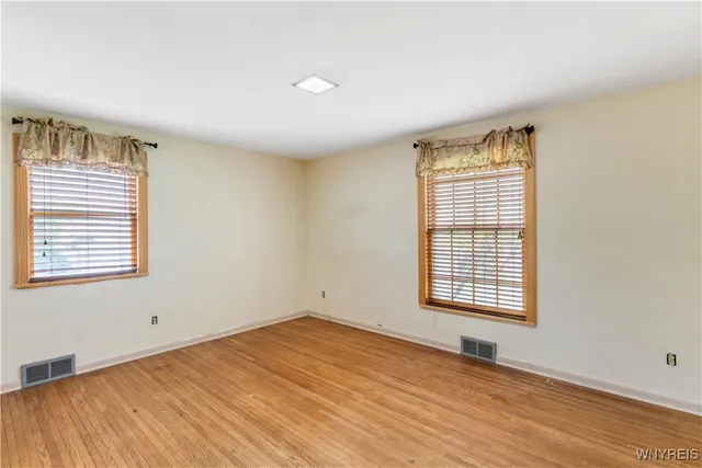 $299,900 | 172 Maple Street, East Aurora, NY 14052