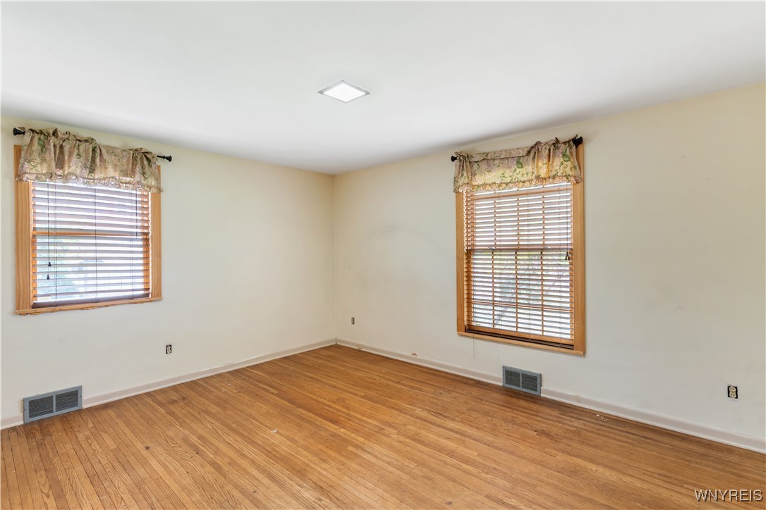 172 Maple Street East Aurora, NY 14052 - Photo 14 of 30